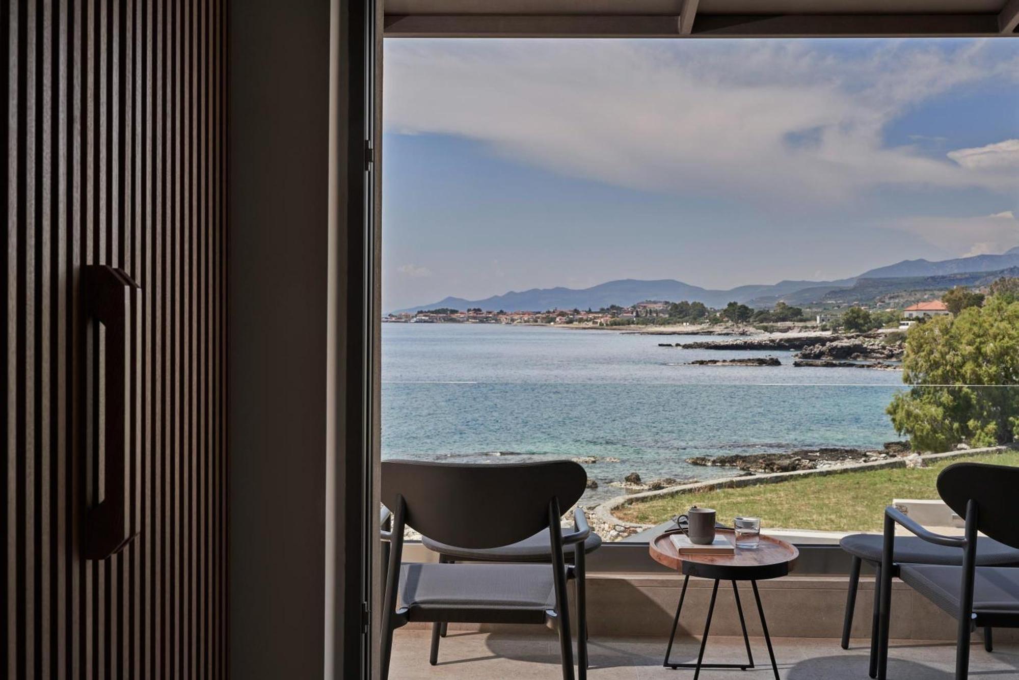 Beachfront Alassa Villas With Private Pools Kotronion  المظهر الخارجي الصورة