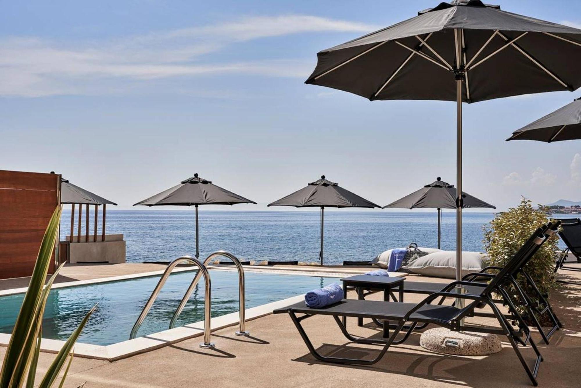 Beachfront Alassa Villas With Private Pools Kotronion  المظهر الخارجي الصورة